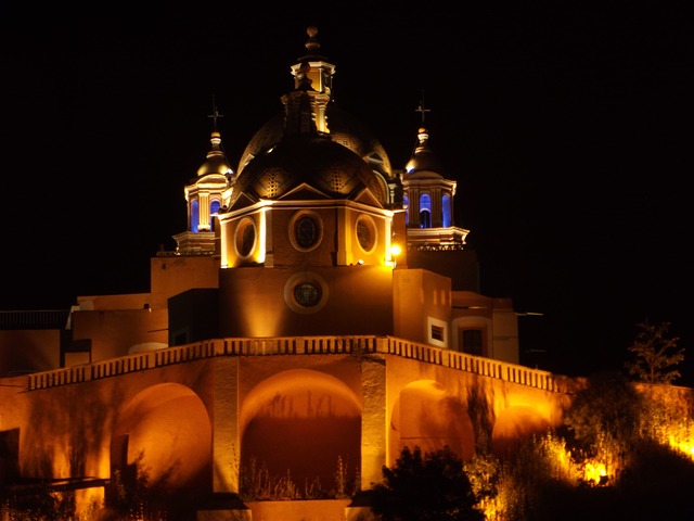 Cholula, a magical town full of churches