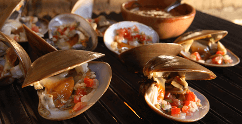 Distinguished dishes of Baja California Sur - Roasted Clams Stuffed