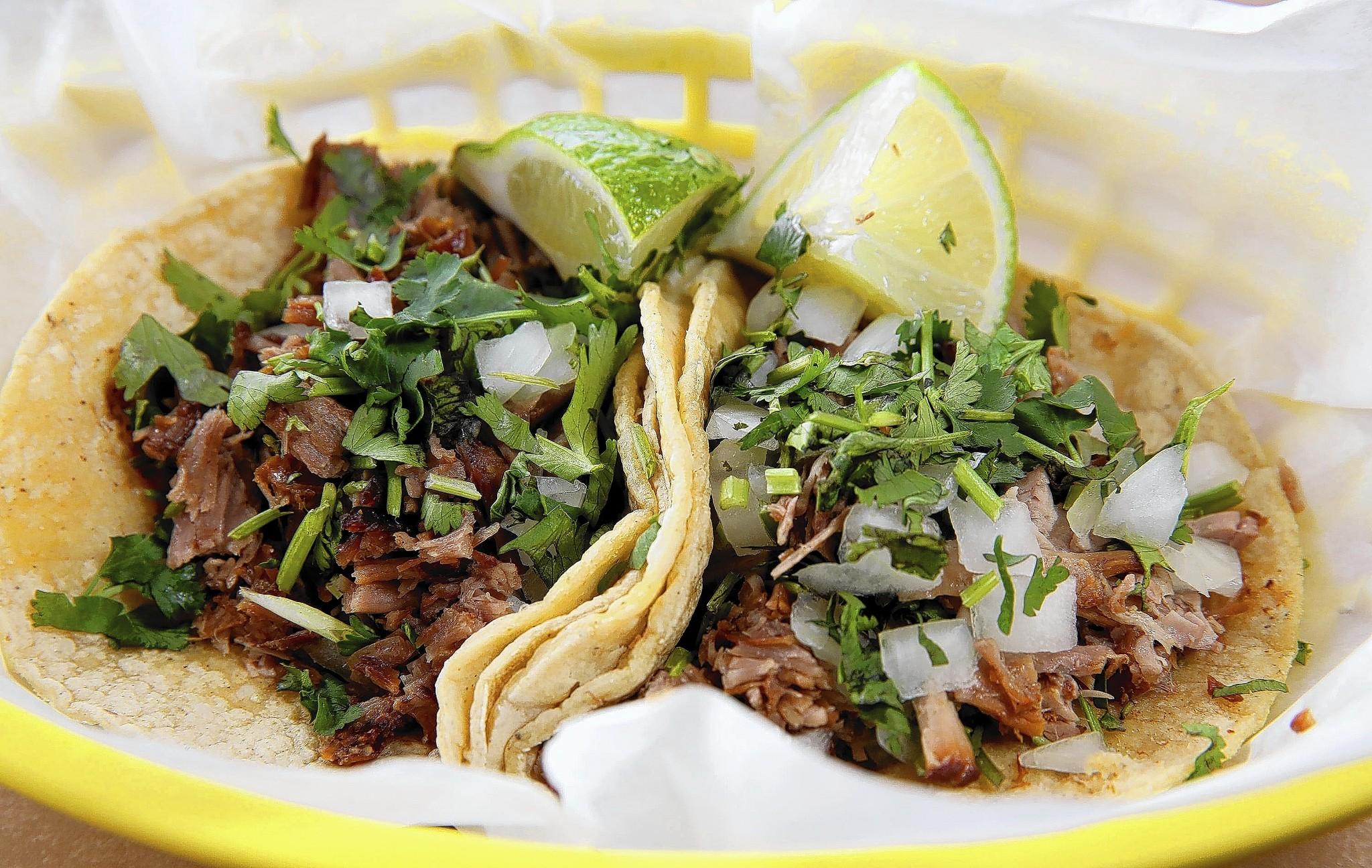 Platillo Típico - Tacos de Carnitas